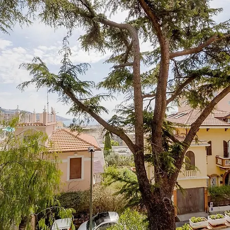 Apartment Guesthost - Flora Vintage Sanremo